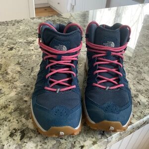 The North Face Truckee Mid Womens Hiking Boots Shady Blue/Tin Grey 9